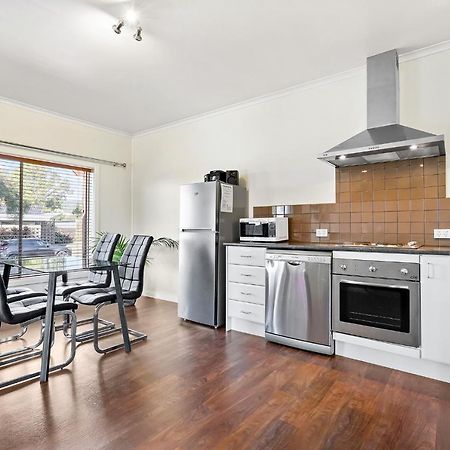 Short Stays Gippsland Trafalgar Bagian luar foto