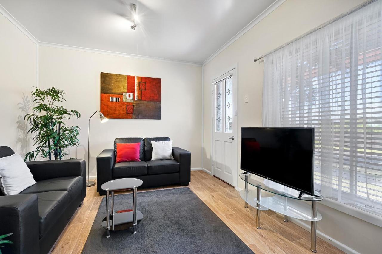 Short Stays Gippsland Trafalgar Bagian luar foto